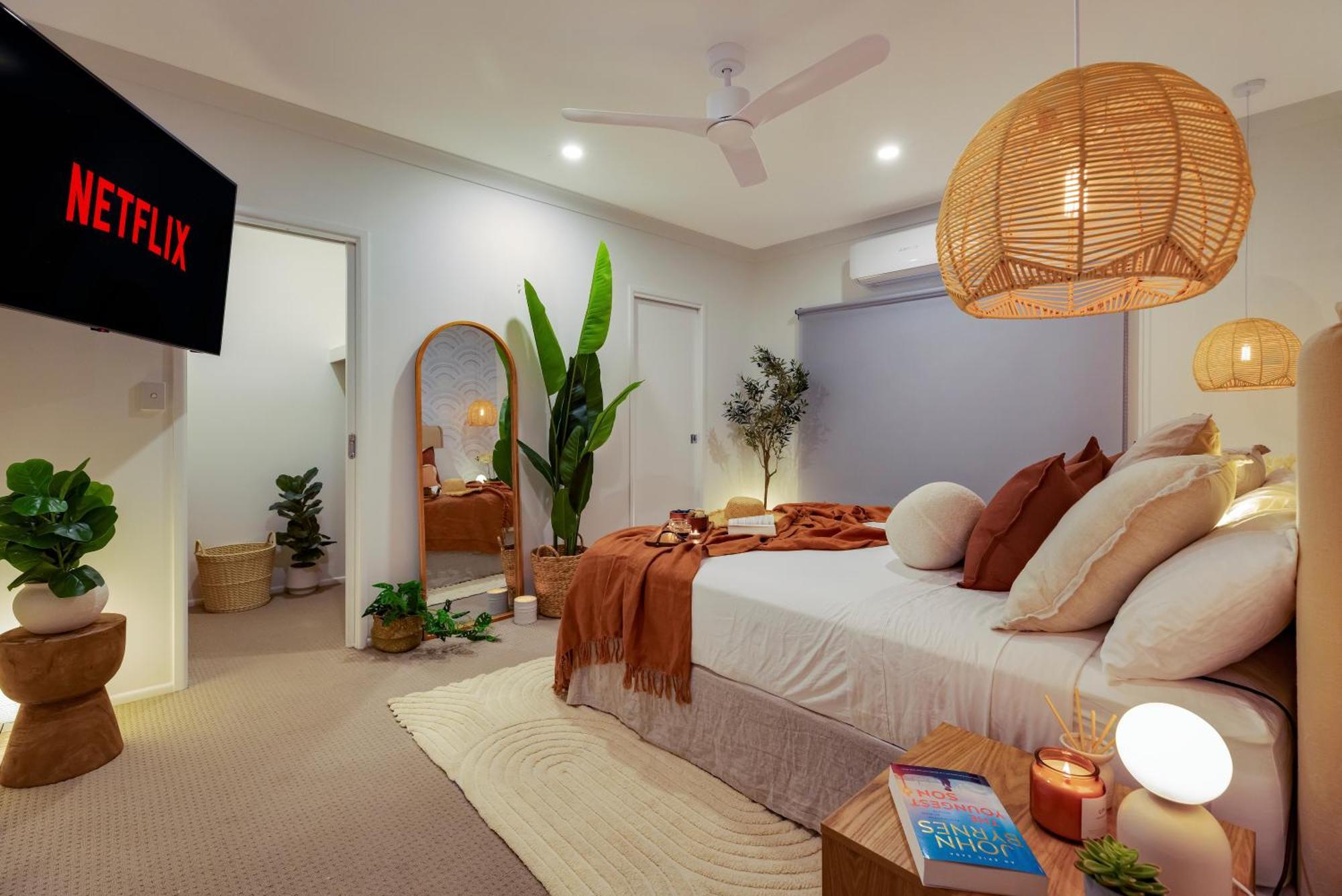 Spacious Family Fun With Suv Hire, Games, Full Kitchen * Trinity Beach