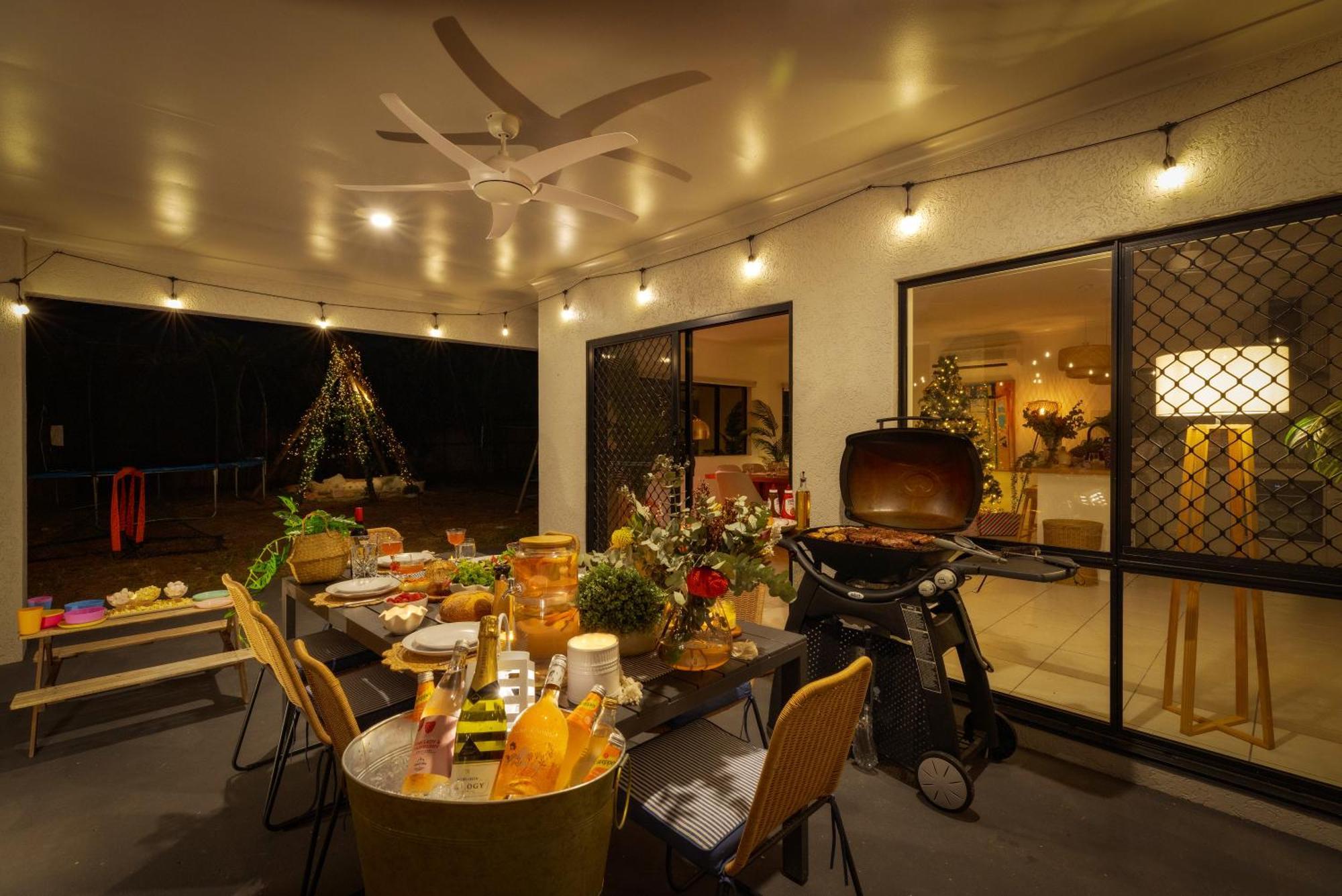 Spacious Family Fun With Suv Hire, Games, Full Kitchen Trinity Beach