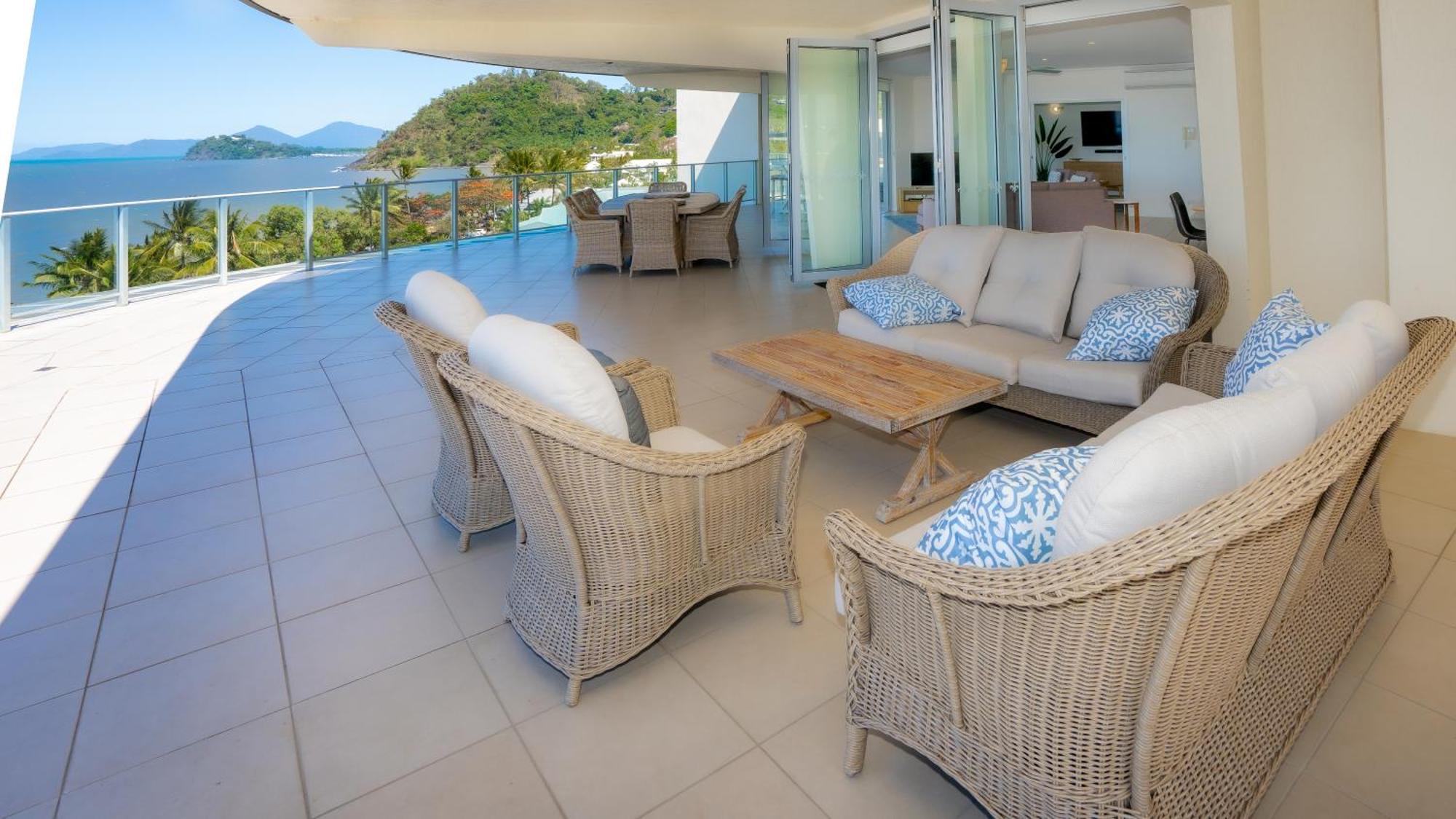 Vue Trinity Aparthotel 5*