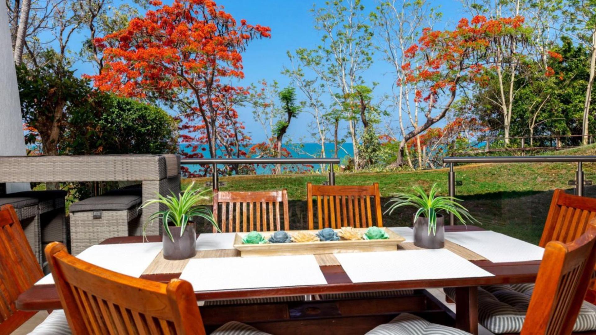 The Summit - Trinity - Ocean Views !! Trinity Beach