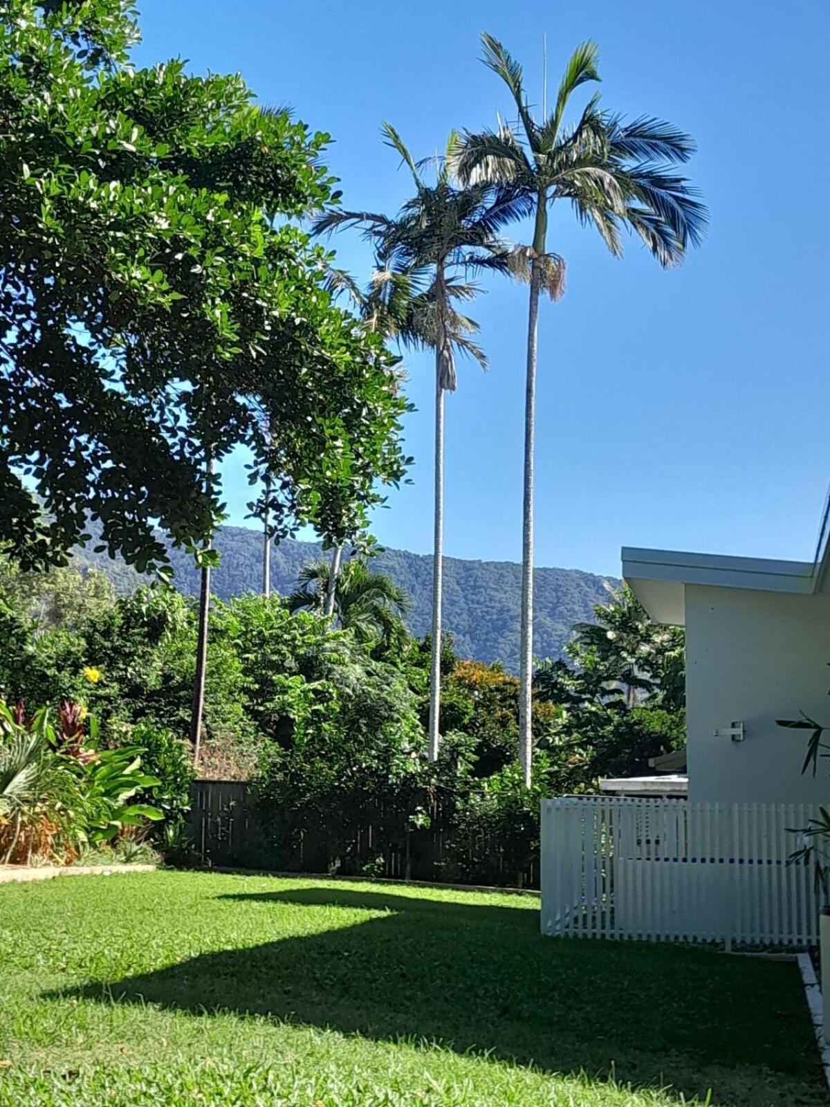 Holiday home Palm Springs Trinity Beach
