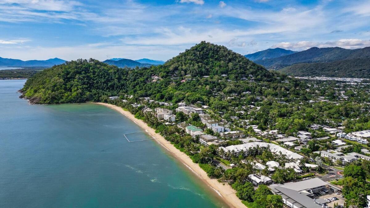 Reinwood Retreat - A Nestled In The Treetops Of A Rainforest * Trinity Beach