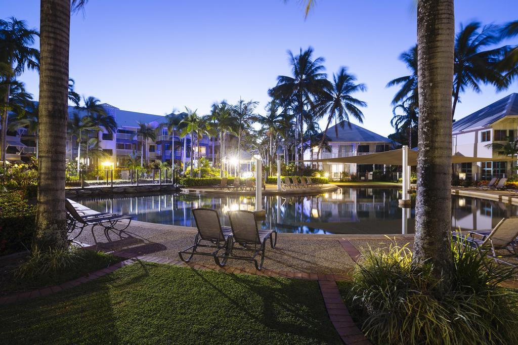 Coral Sands Beachfront 4*