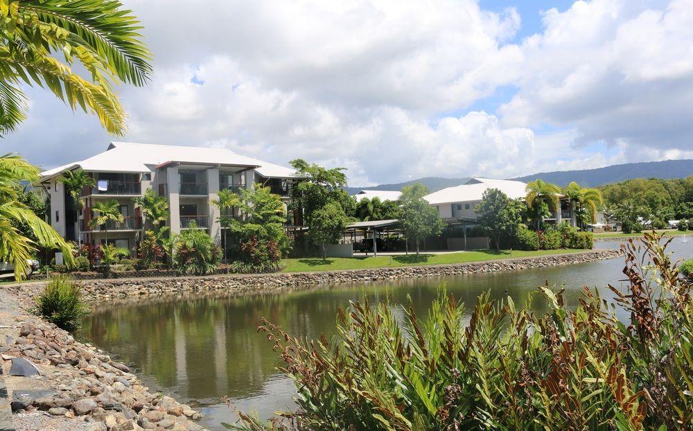 Blue Lagoon 4* Trinity Beach