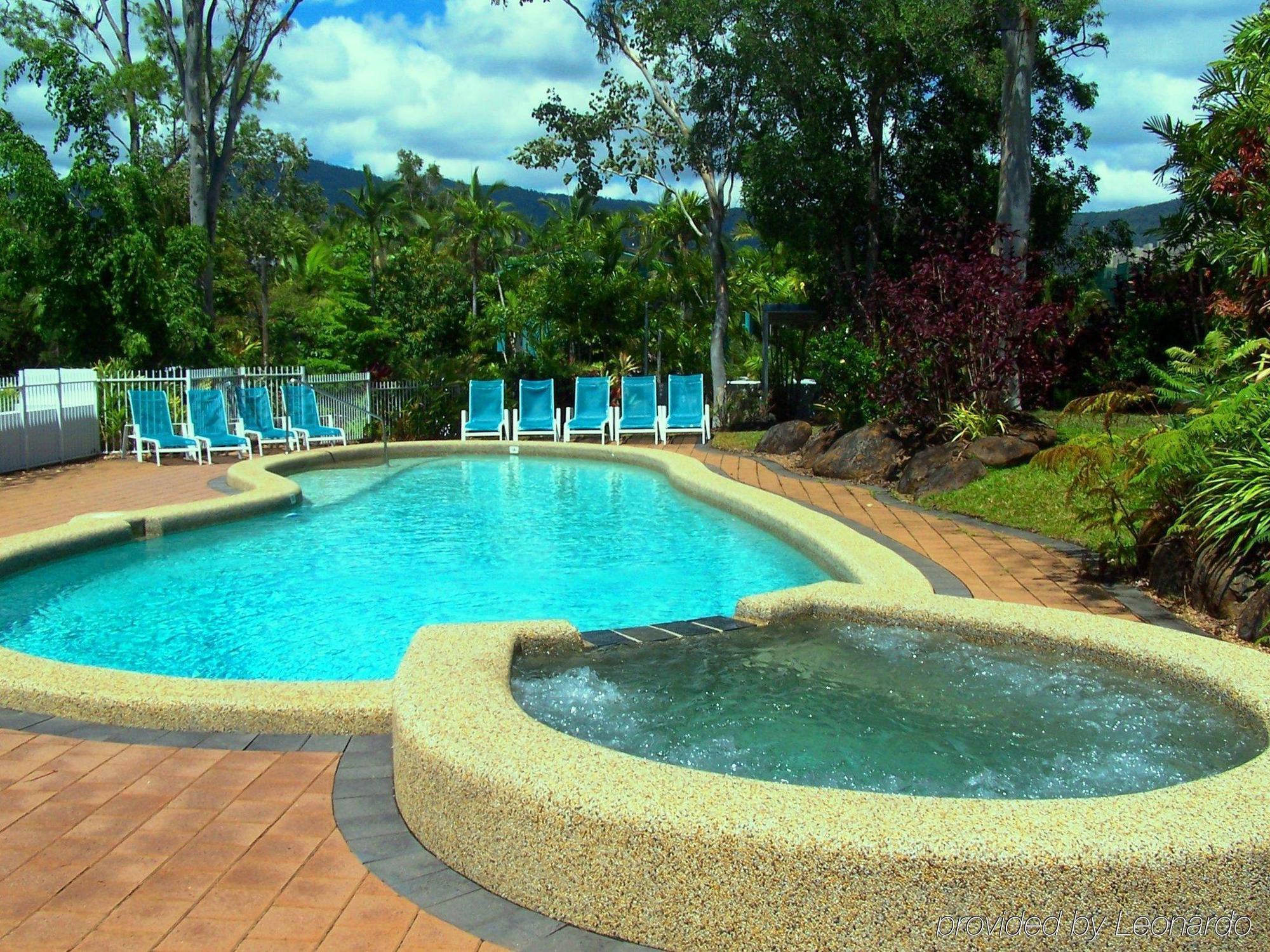 Roydon Beachfront 4*