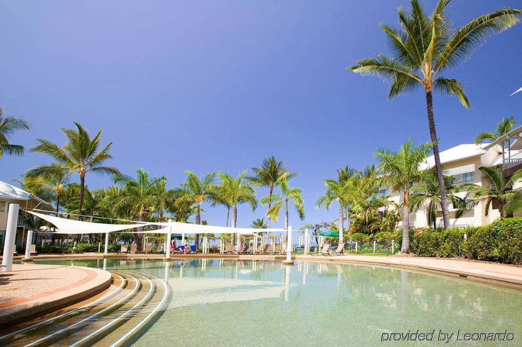 Coral Sands Beachfront 4*