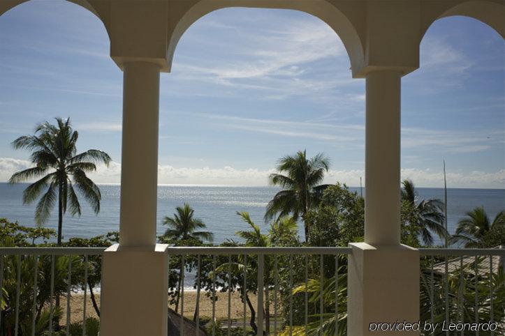 Sea Change Beachfront 5* Trinity Beach