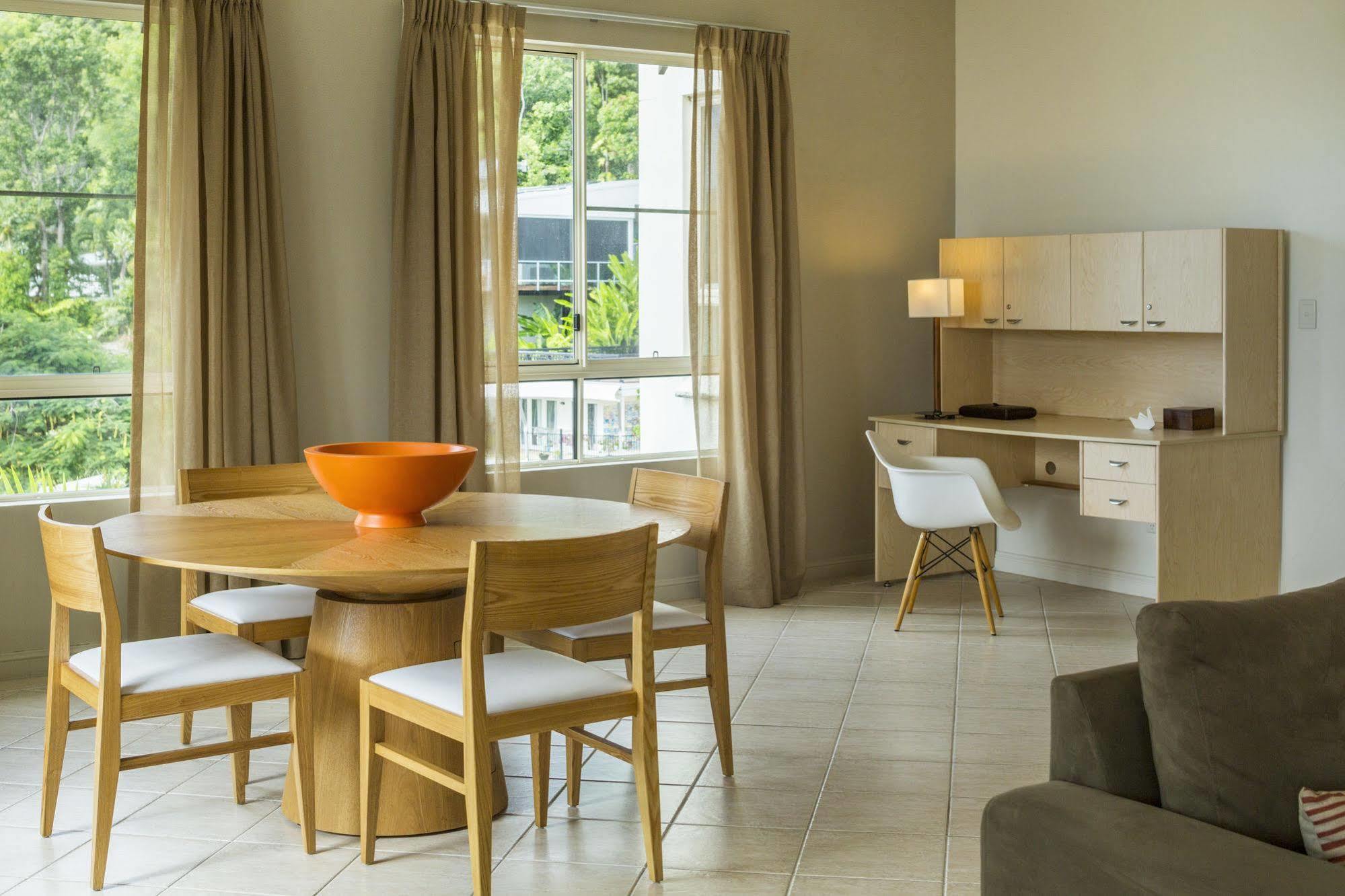 Aparthotel Sea Change Beachfront