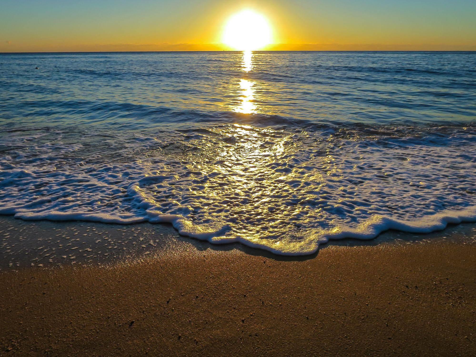 Aparthotel Roydon Beachfront Trinity Beach