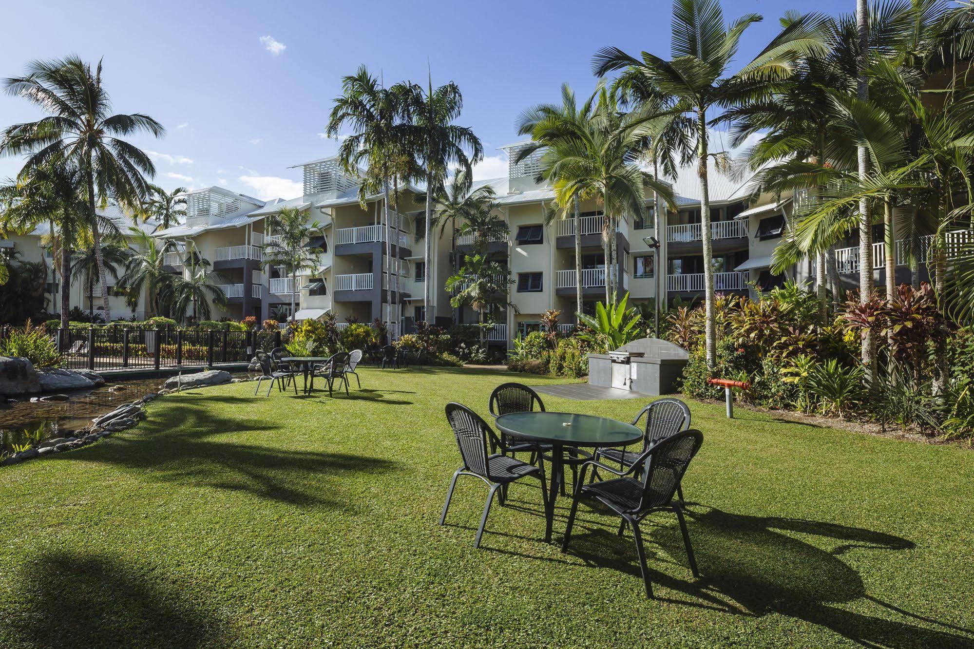 Aparthotel Coral Sands Beachfront