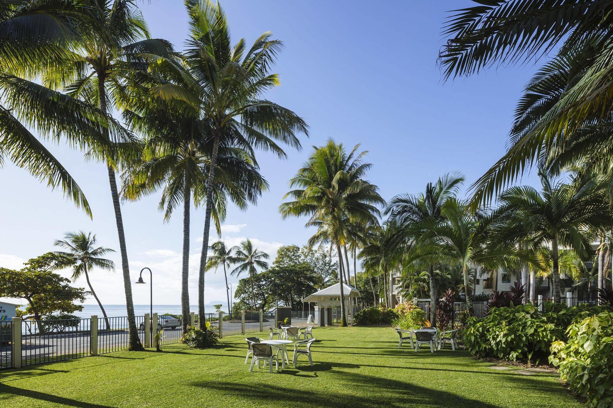 Aparthotel Coral Sands Beachfront