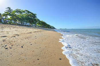 Roydon Beachfront 4*