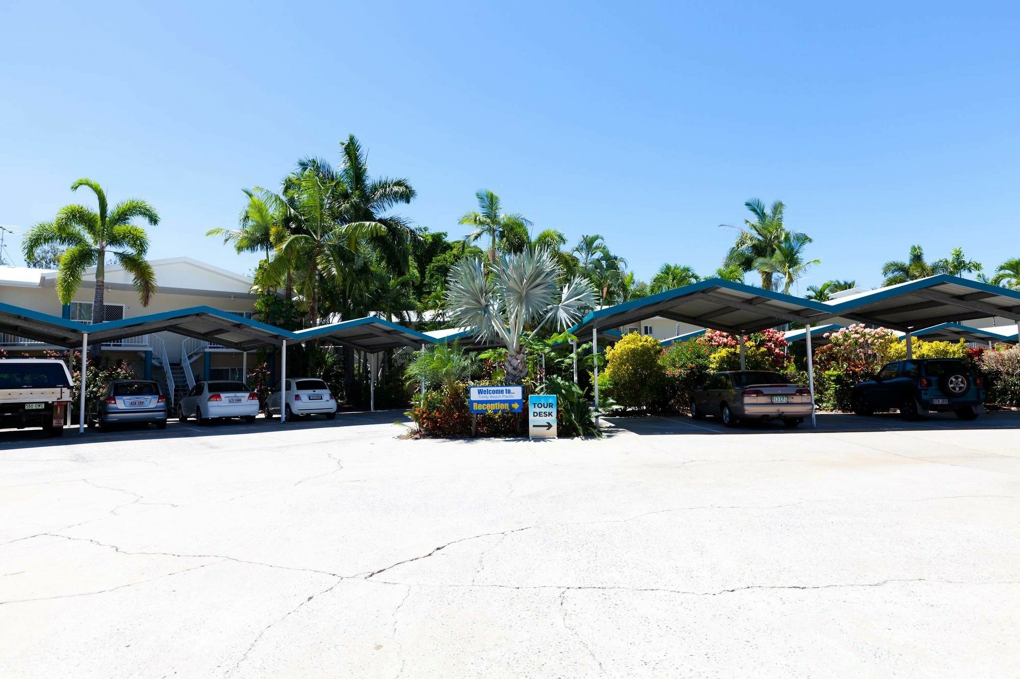 Trinity Pacific Aparthotel 4*