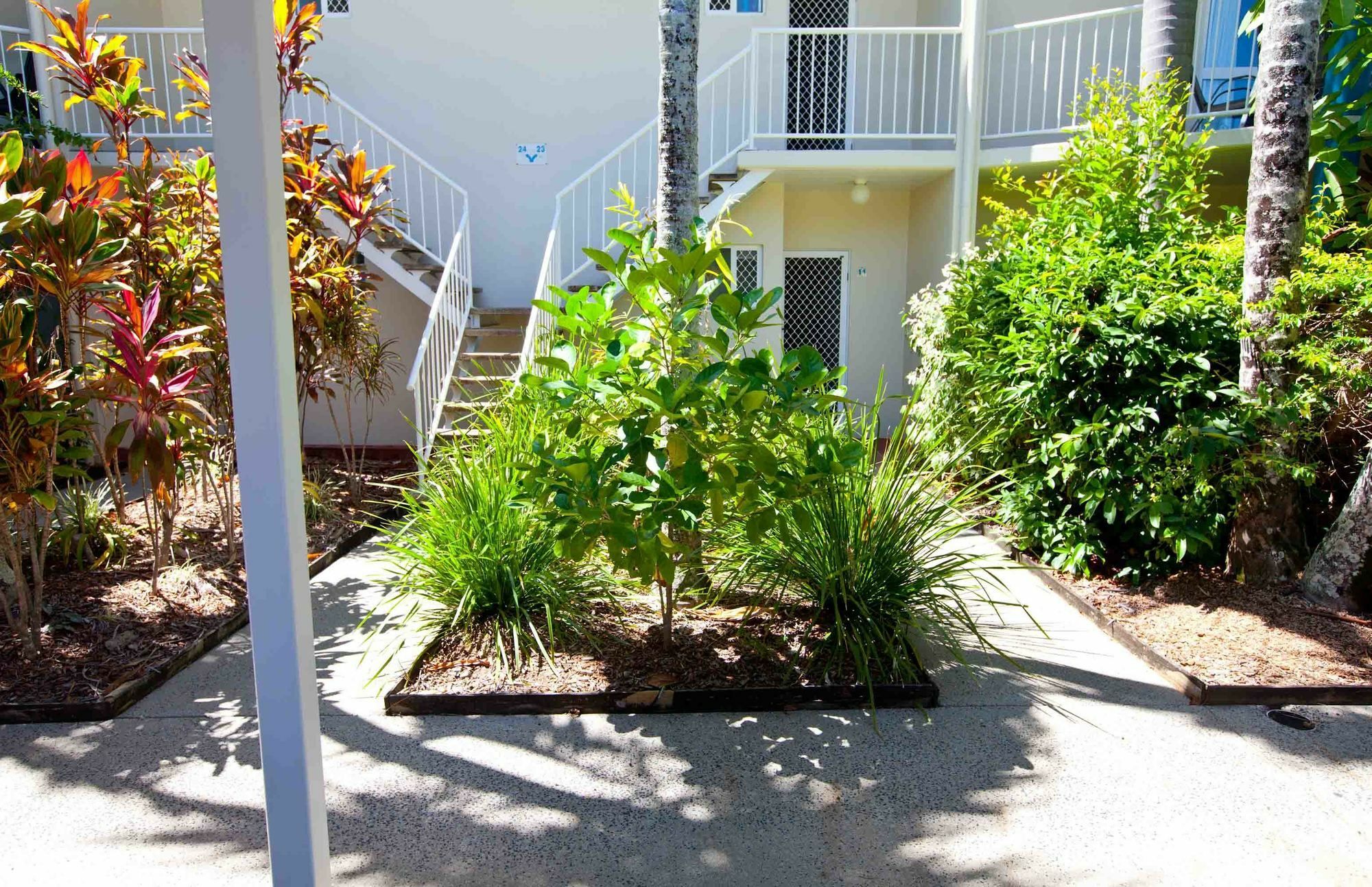 Trinity Pacific 4* Trinity Beach