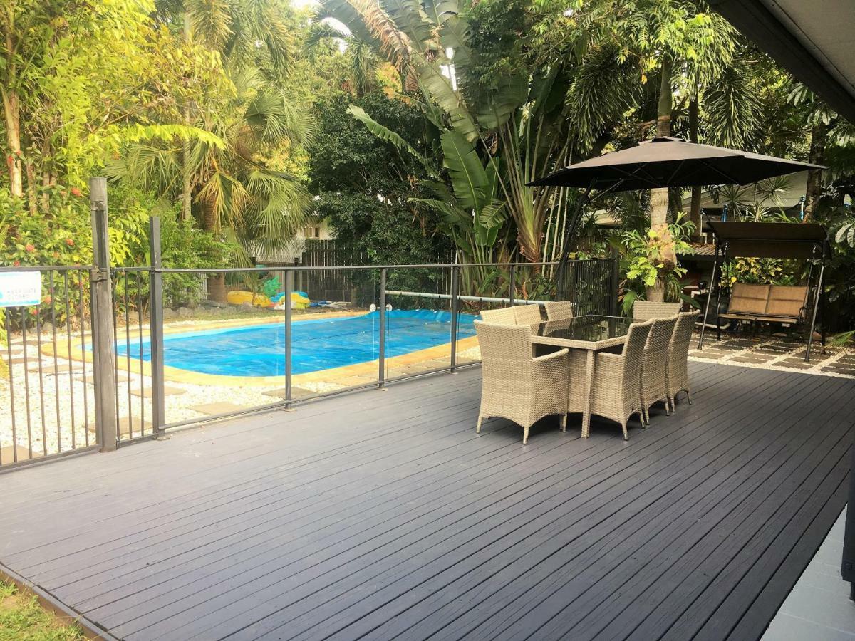 Holiday home Heated Pool & Tropical Private Open Space *
