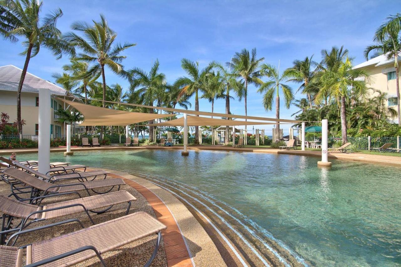 The Shack 3br Waterfront Resort, Own Wifi Apartment *