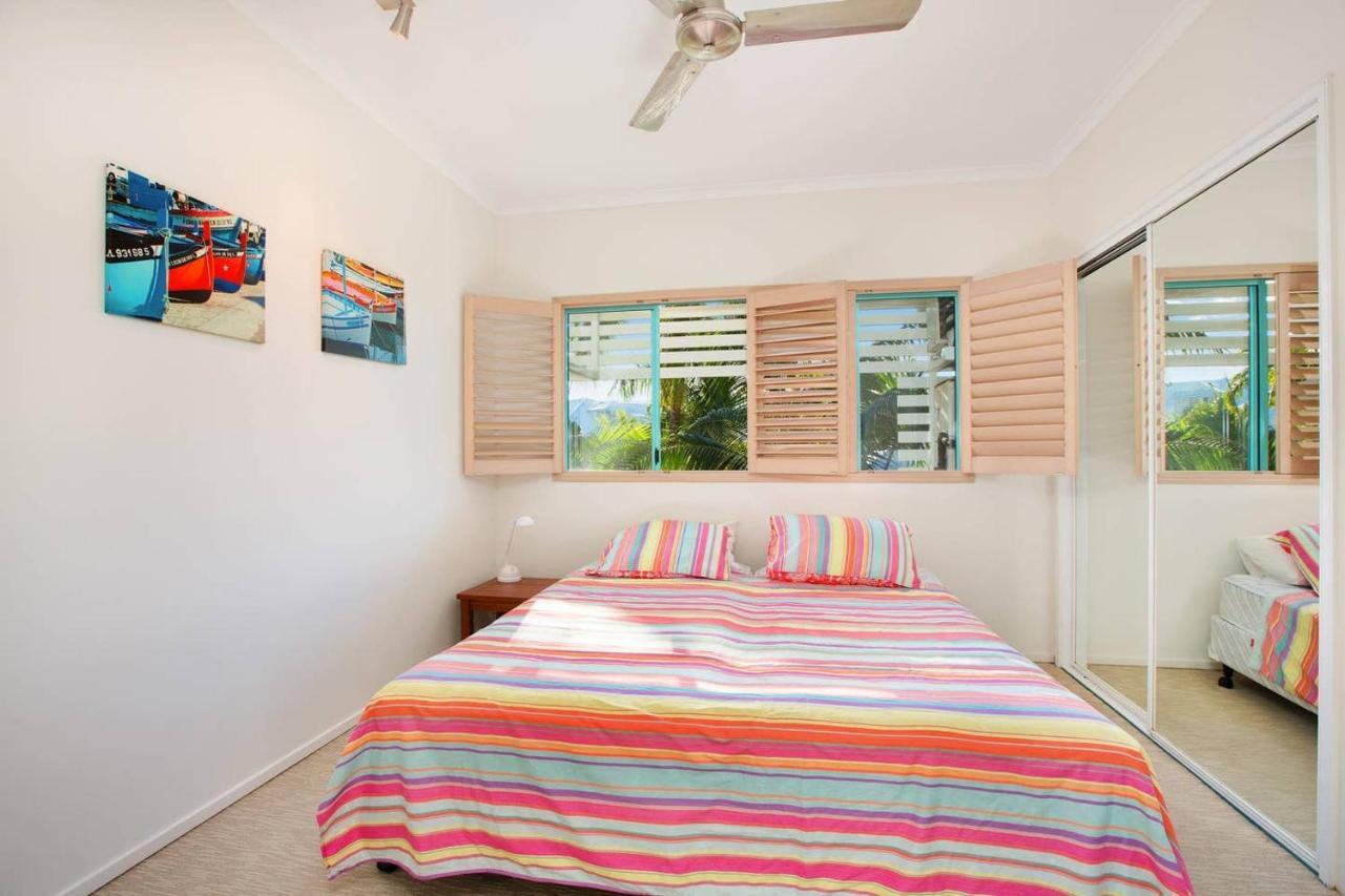 The Shack 3br Waterfront Resort, Own Wifi Apartment