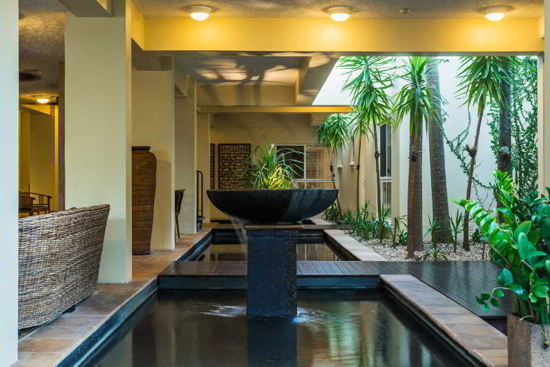 Sea Change Beachfront Aparthotel