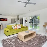Laguna Retreat