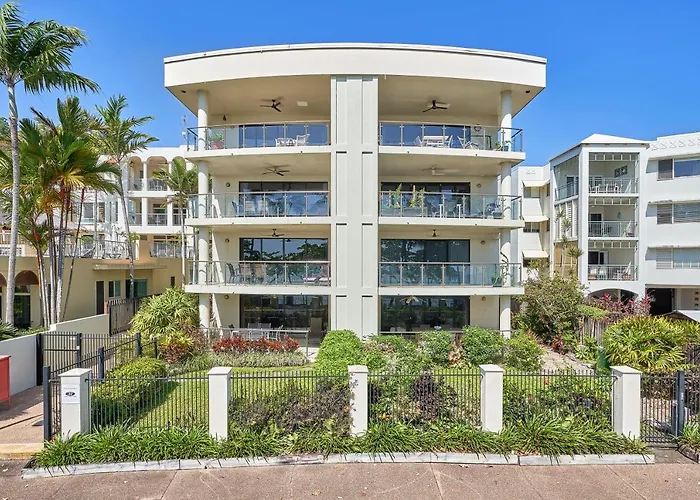 Meridien Beachfront Apartments At Trinity Beach