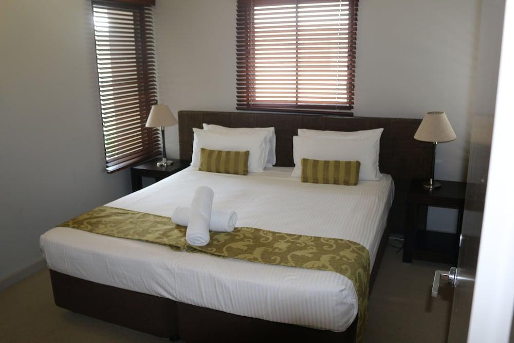 Blue Lagoon 4*
