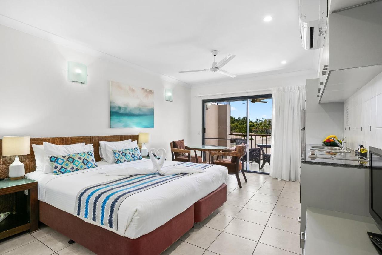 Blue Lagoon Aparthotel