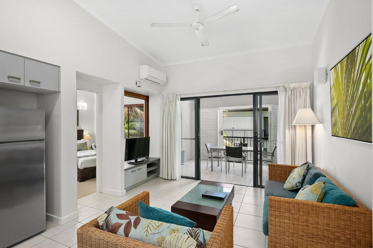 Blue Lagoon 4* Trinity Beach