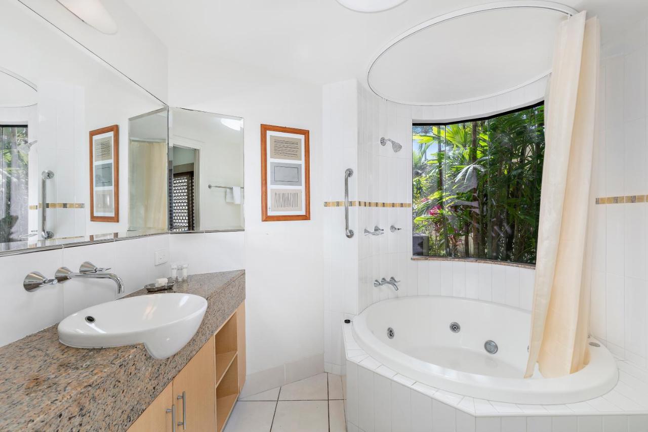 Meridien Beachfront At Trinity Apartment *