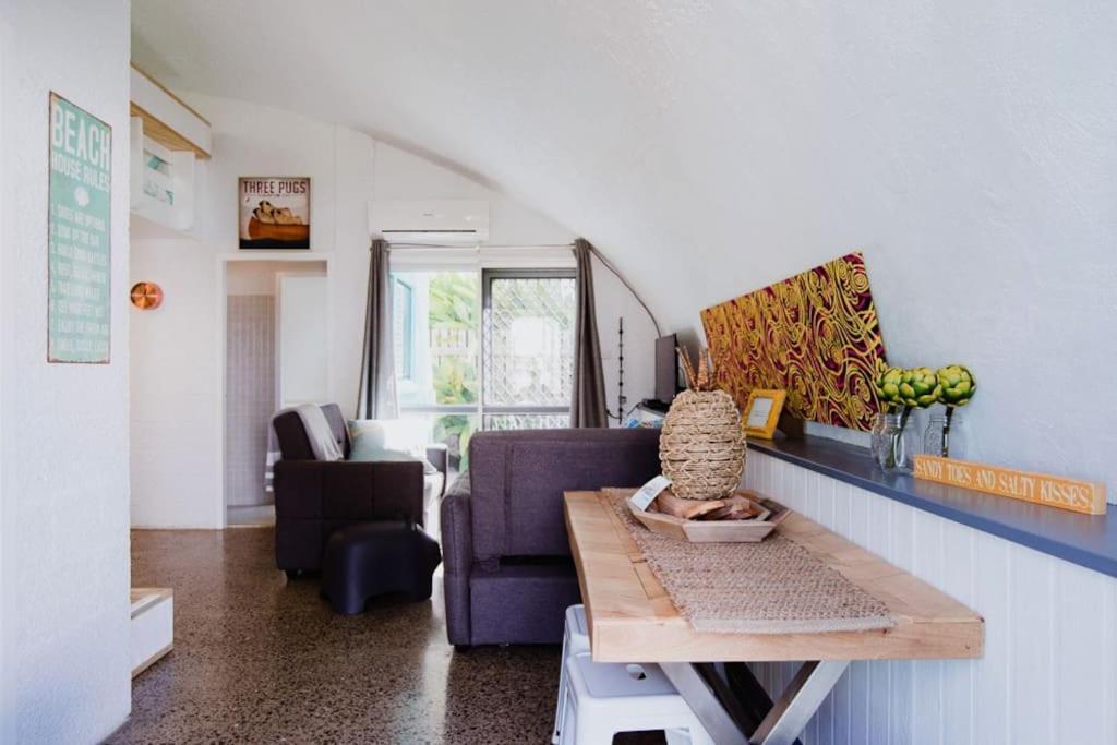 1 Bedroom Famous Beach-front Dome At Trinity Beach, Sleeps 4