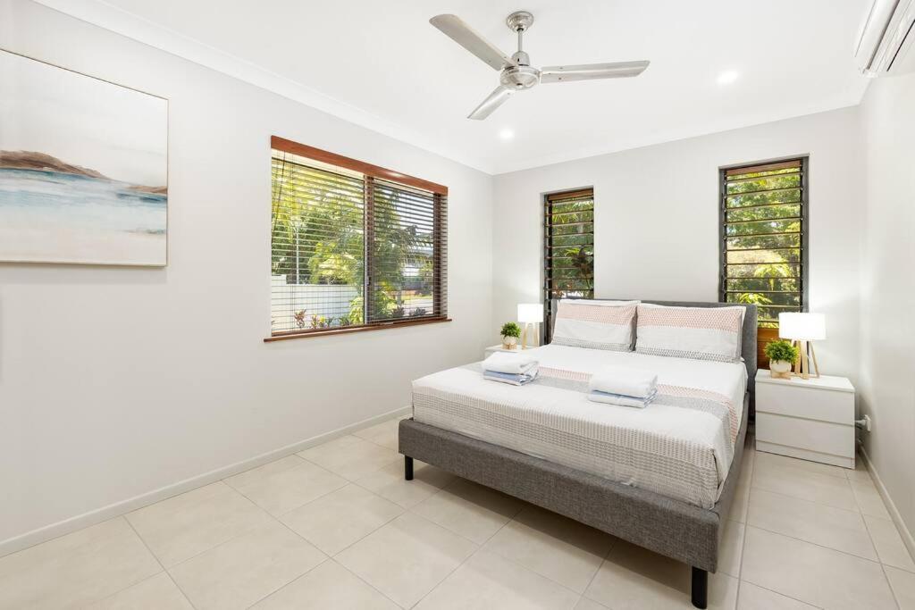 Holiday home Family Paradise Elegant 4br King Bed Heated Pool And Bbq