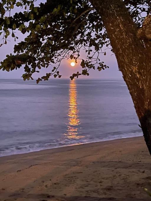 Relax At Trinity Getaway, Blue Lagoon, Trinity * Trinity Beach