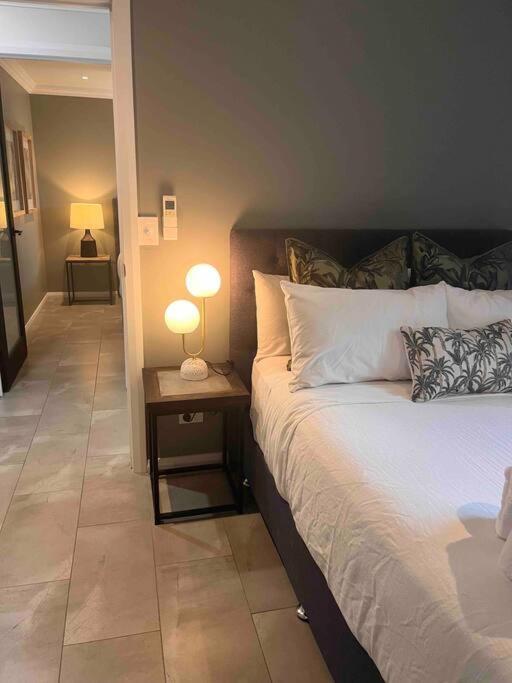 Luxury Marina View Cairns
