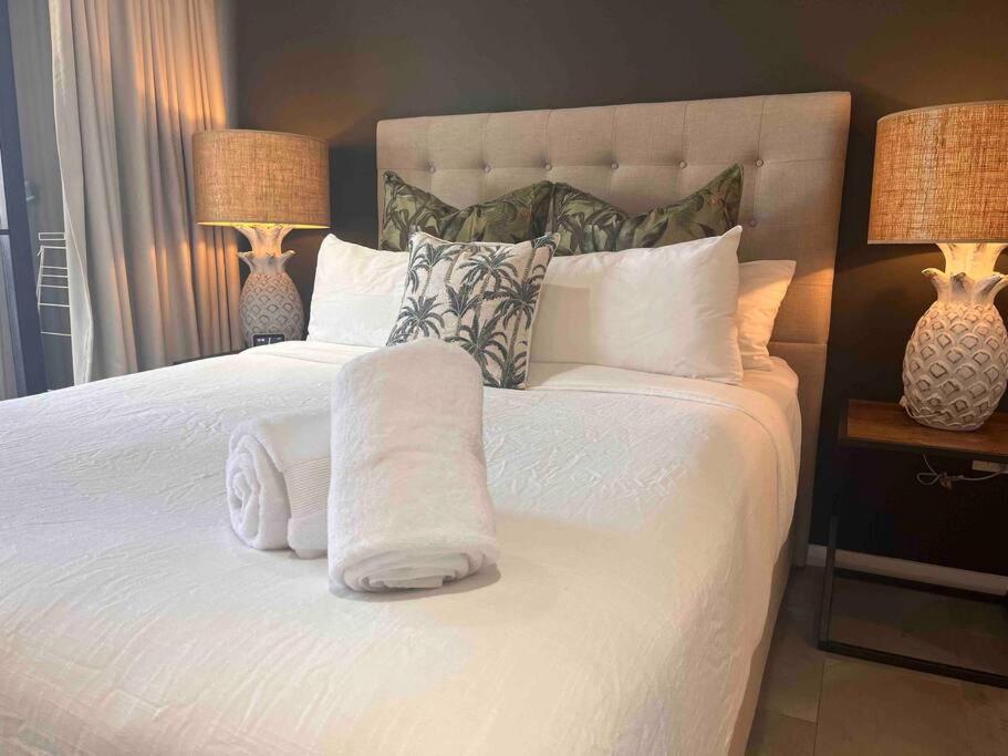 Luxury Marina View Cairns * Trinity Beach