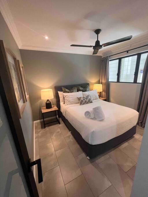 Luxury Marina View Cairns *