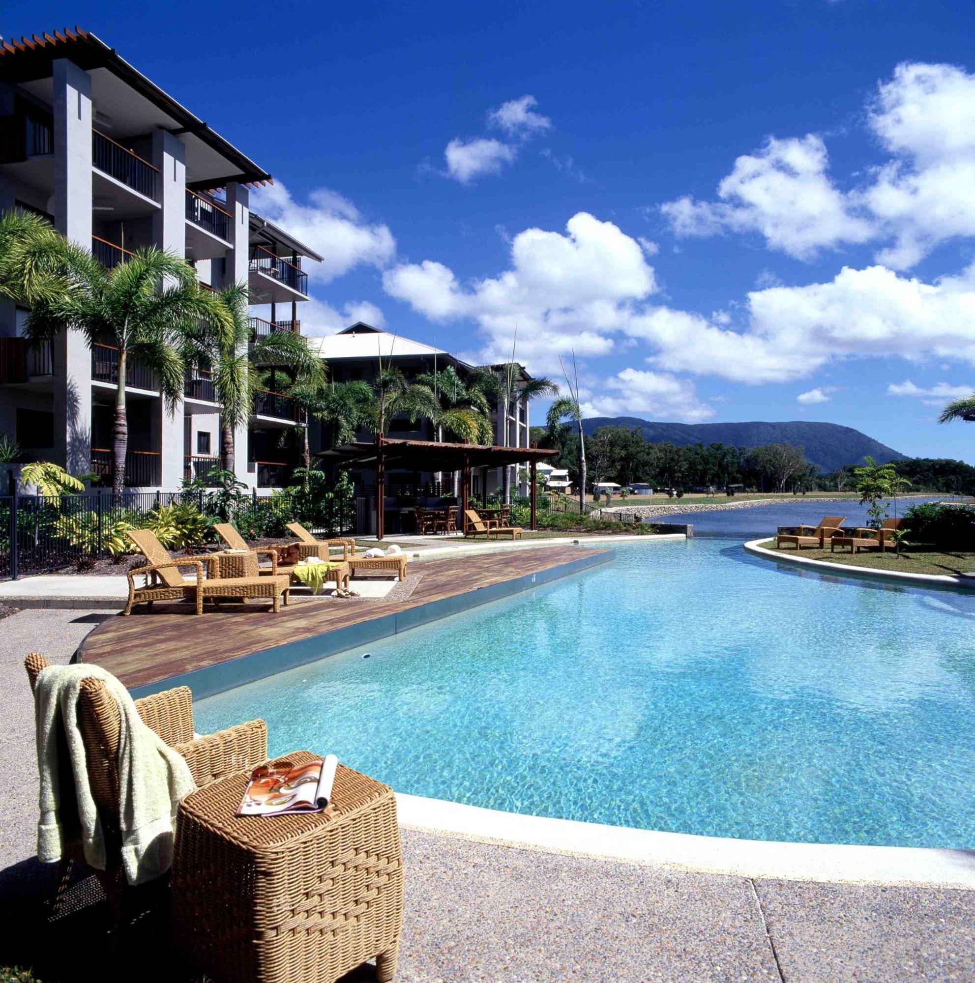 Blue Lagoon Aparthotel