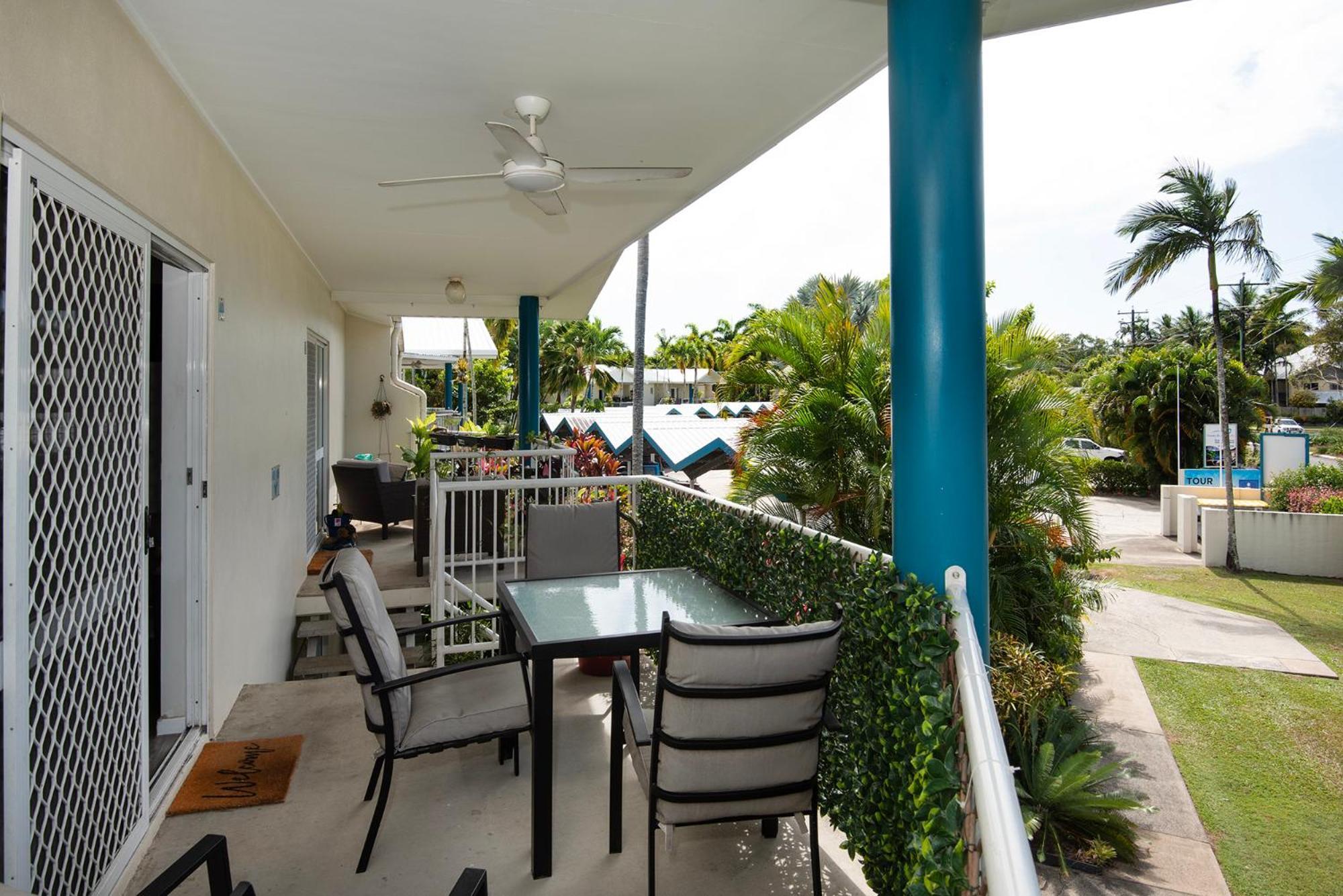 Apartment Trinity Pacific - Away From *
