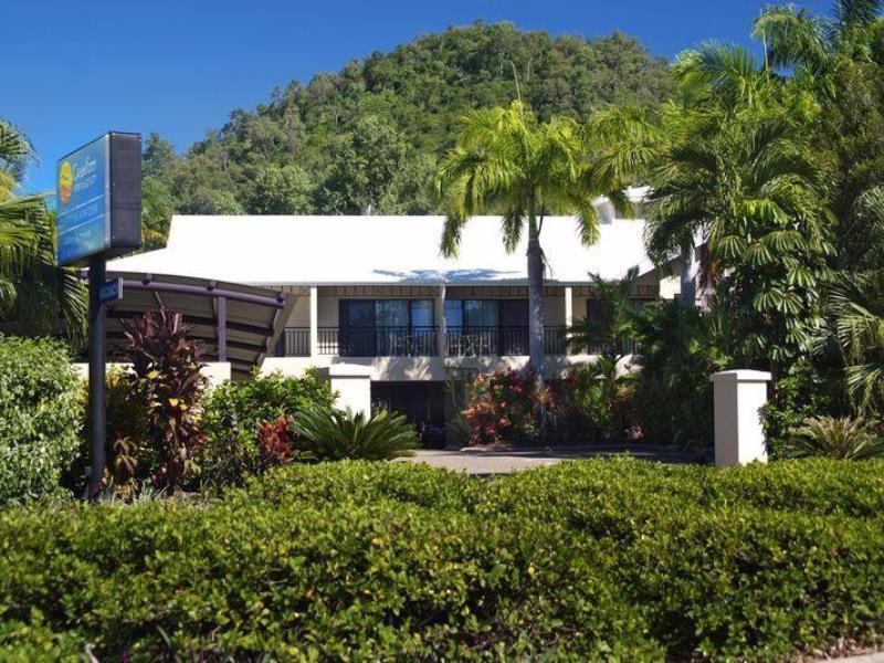 Trinity Club Aparthotel 4*