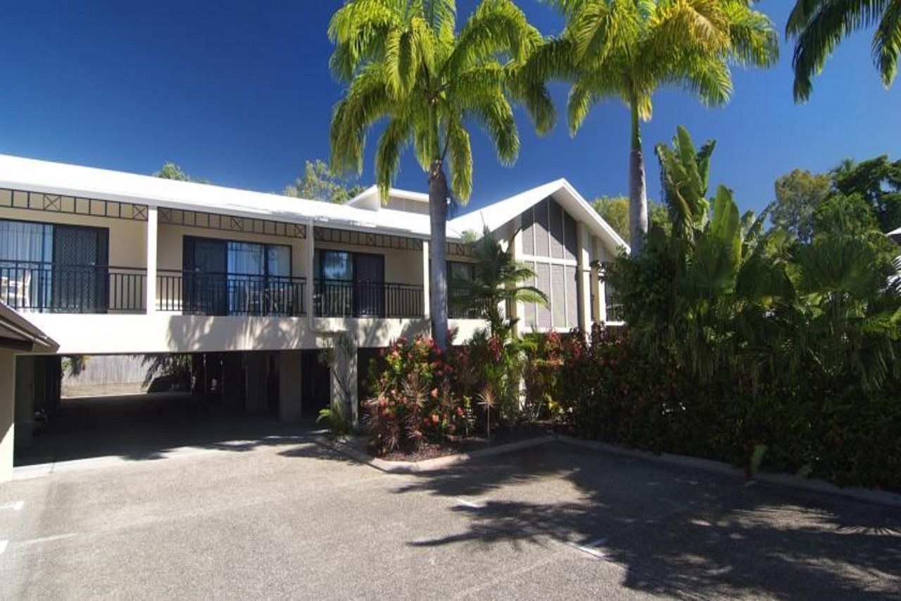 Trinity Club 4* Trinity Beach