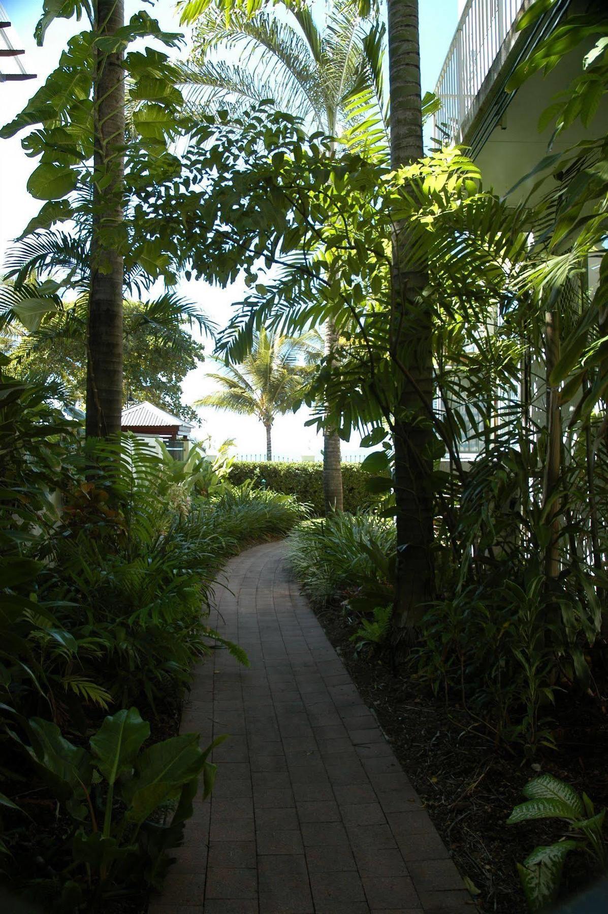 Costa Royale Trinity Beach 4*
