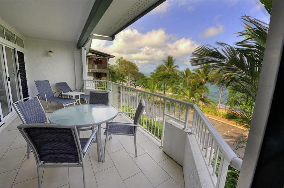 Costa Royale Trinity Beach