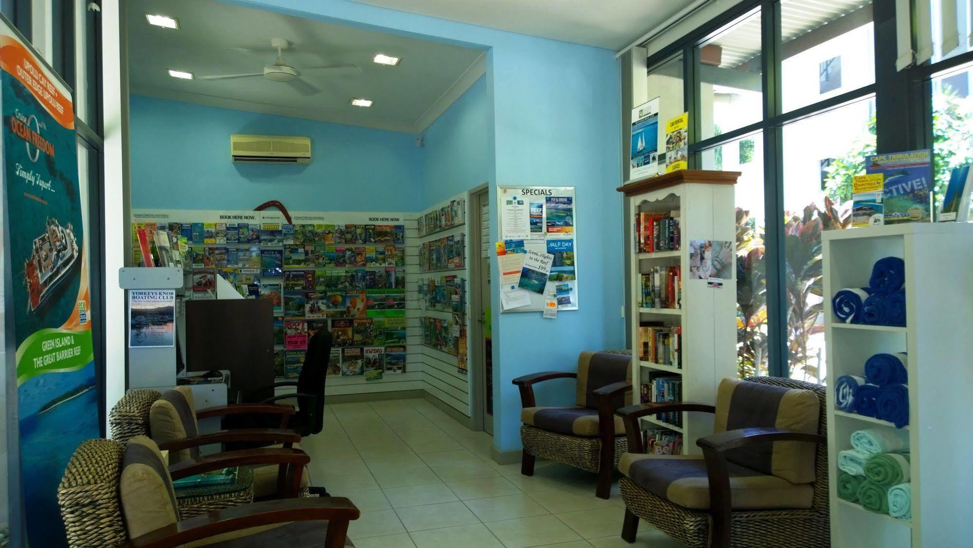 Aparthotel Blue Lagoon 4*