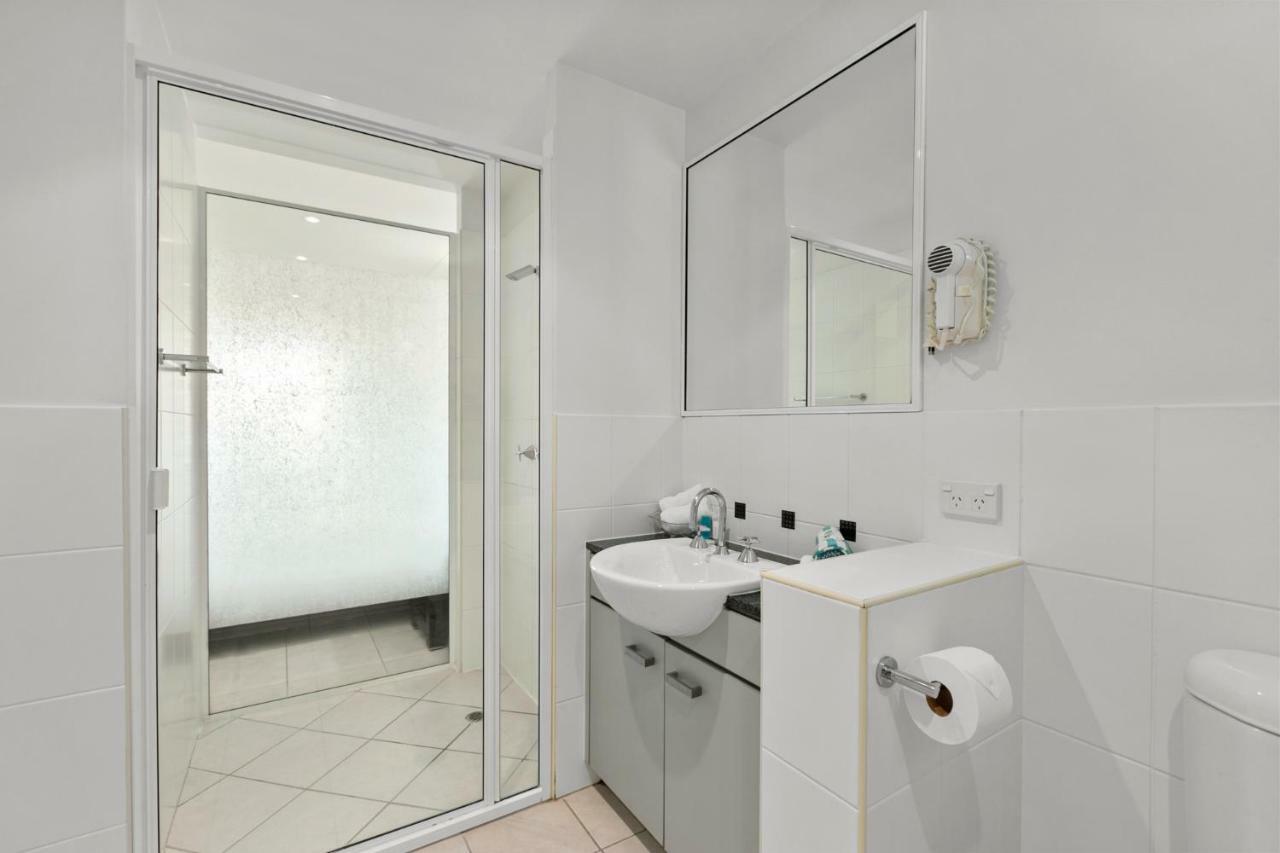 Blue Lagoon Aparthotel 4*