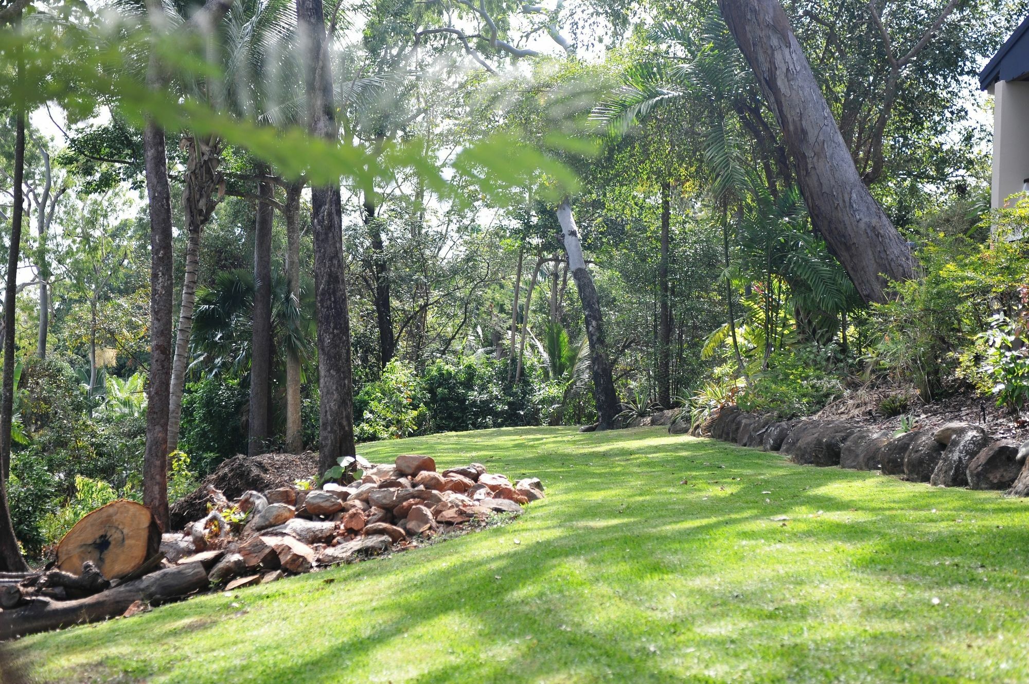 The Sanctuary Retreat * Trinity Beach