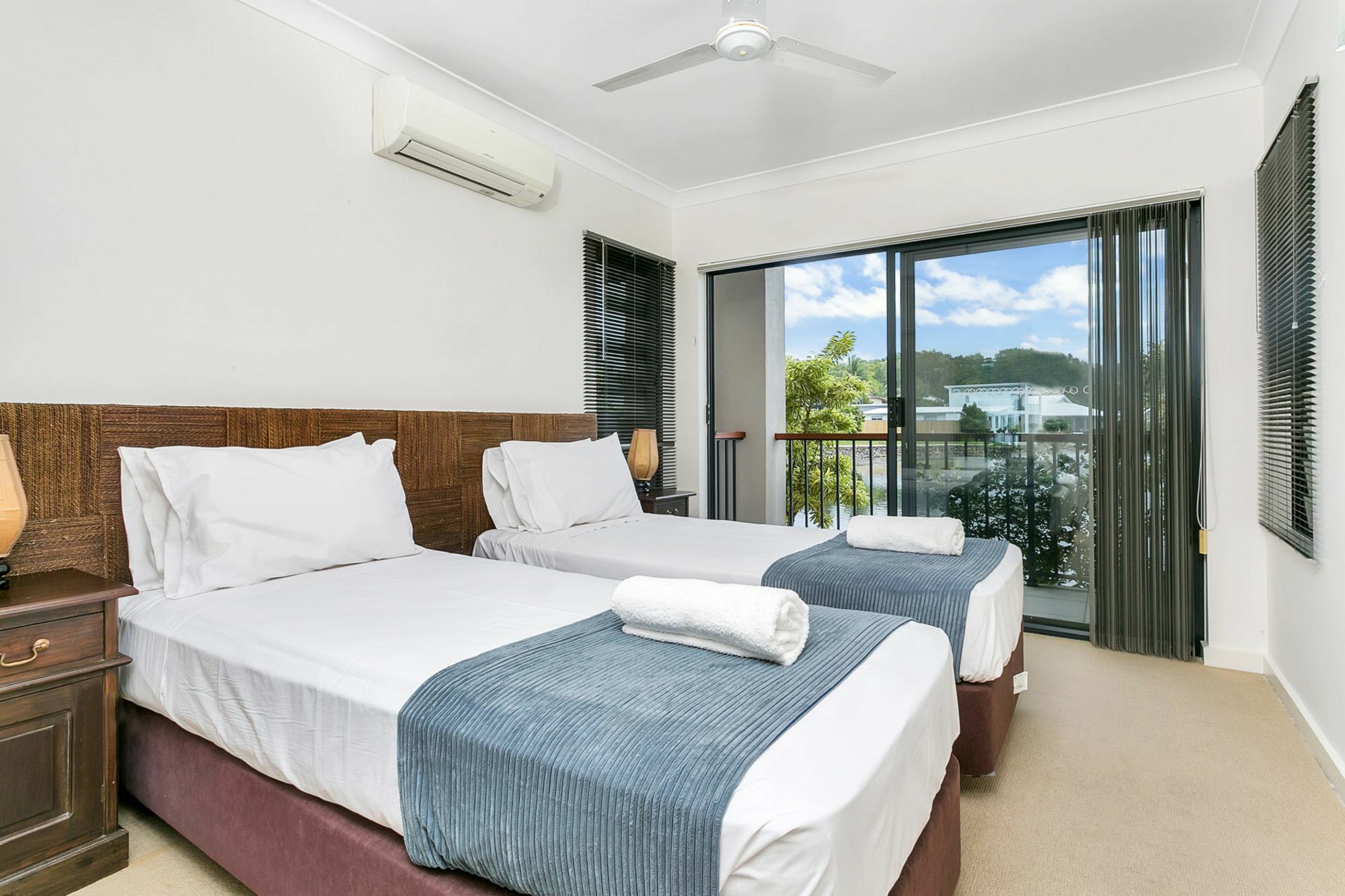 Aparthotel Blue Lagoon 4*