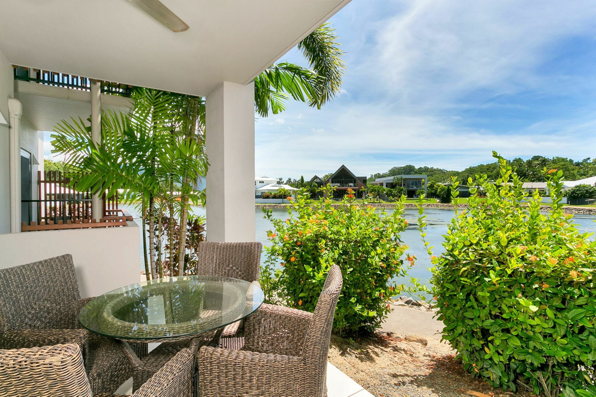 Blue Lagoon 4* Trinity Beach