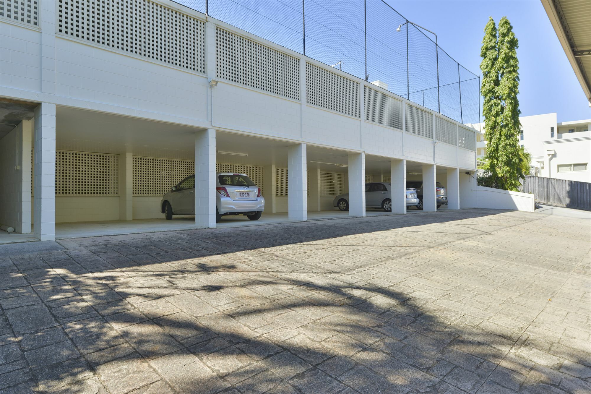 Aparthotel Amaroo At Trinity